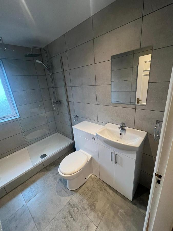 Clydebank Apartment Глазгоу Екстериор снимка