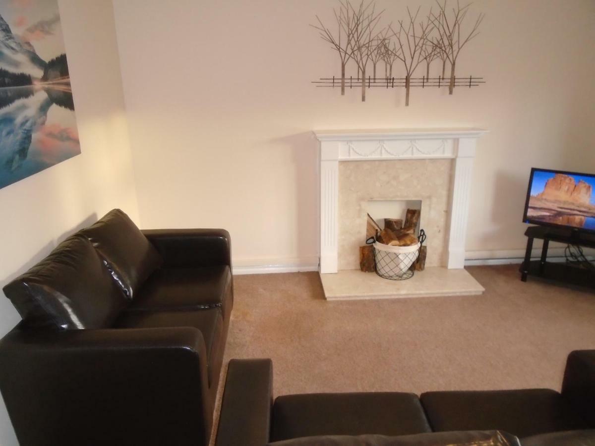 Clydebank Apartment Глазгоу Екстериор снимка